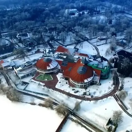 Zoo Garden House